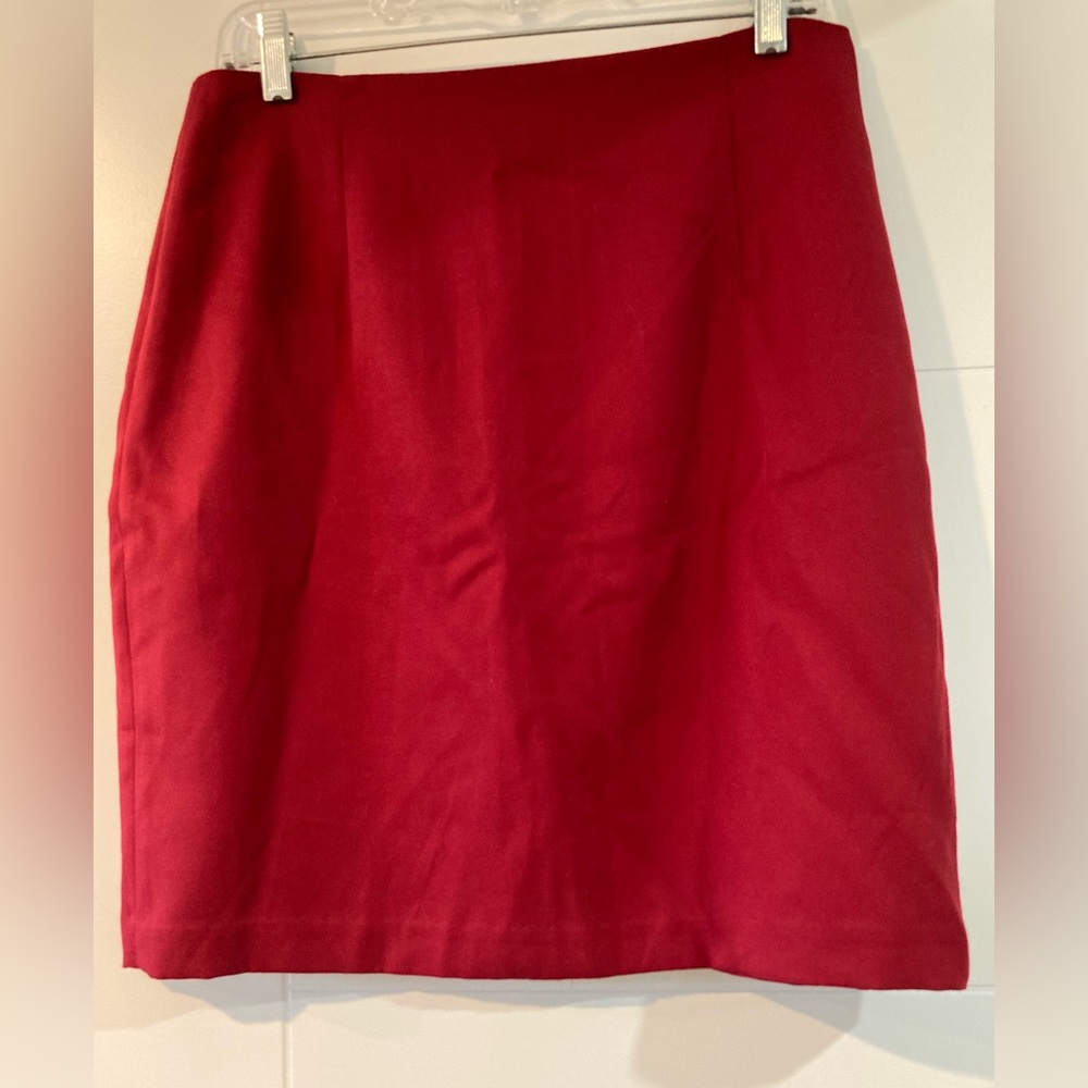 Chic Red Skirt